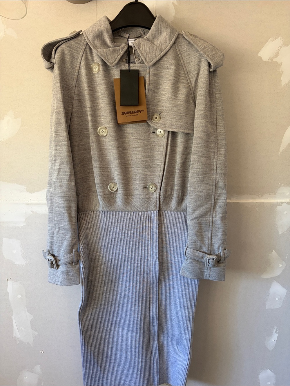NWT Burberry Light Gray Two-Tone Women's Trench Dress size 4